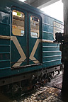 Вагон типа 81-717 на мойке в депо "Красная Пресня"