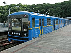 Состав из вагонов типа 81-717.5/81-714.5 на станции "Днипро"