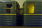Сцеп из вагонов типа 81-717.5М/81-714.5М на станции "Парк Культуры"-кольцевая