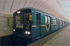 Вагон типа 81-717 № 8559 на станции "Петровско-Разумовская"